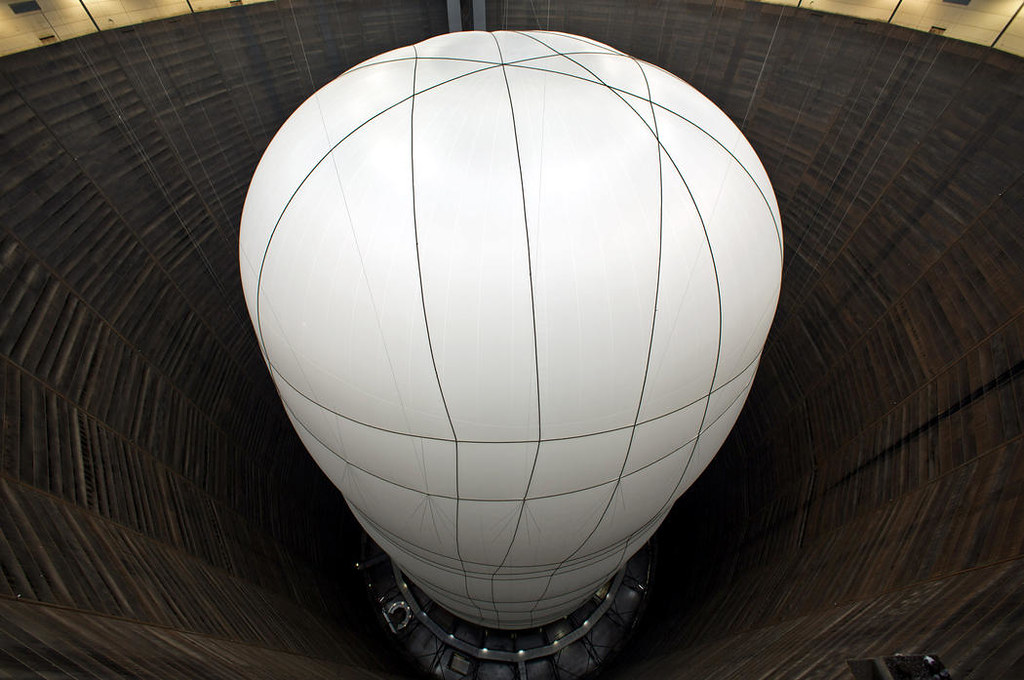  Big Air Package大空氣包／Christo and Jeanne-Claude