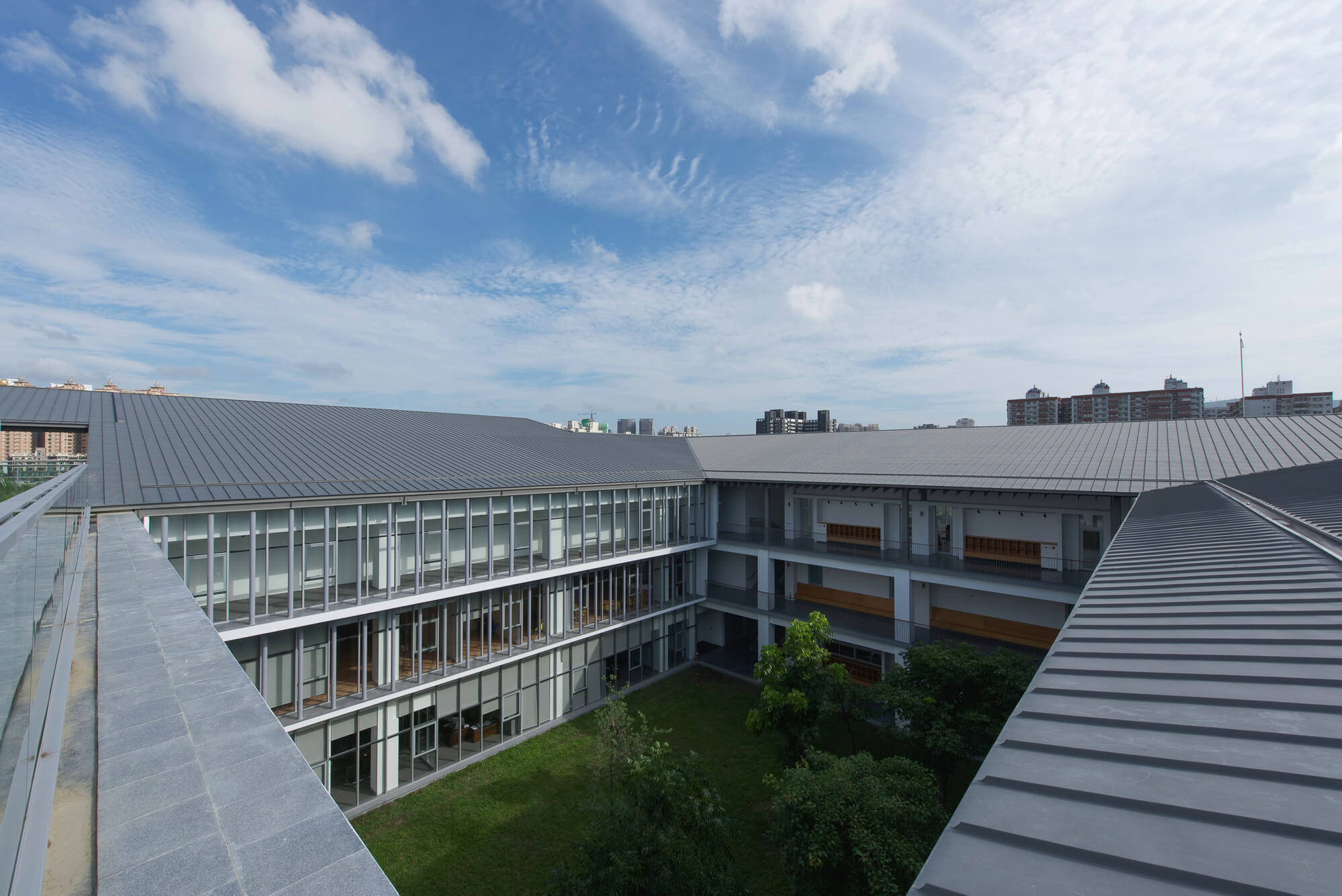 高雄美國學校Kaohsiung American School／MAYU architects+張瑪龍陳玉霖聯合建築師事務所