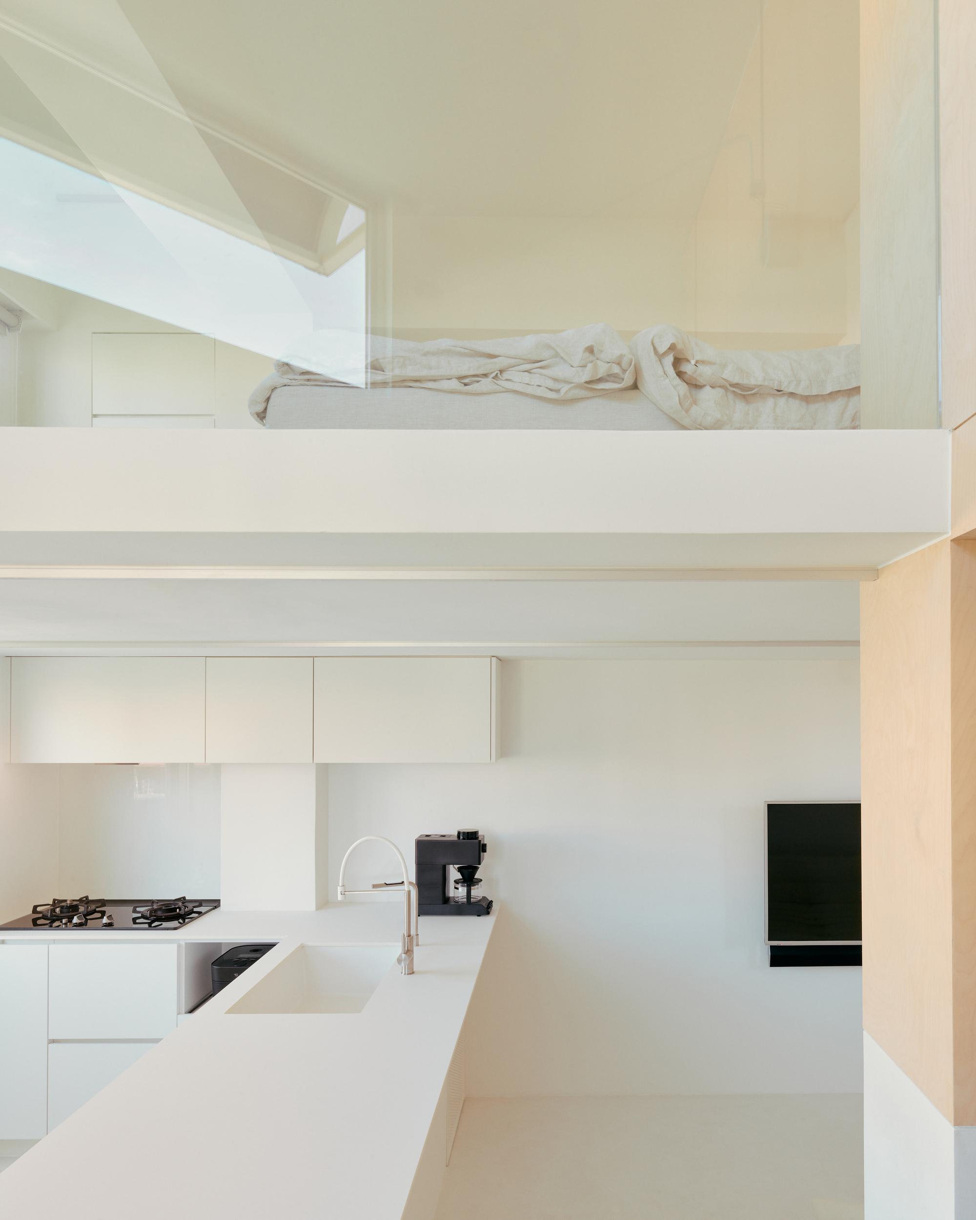 Taiwan Small Aprtment interior design renovation 公寓改造室內設計，IT之家／兩册空間制作所