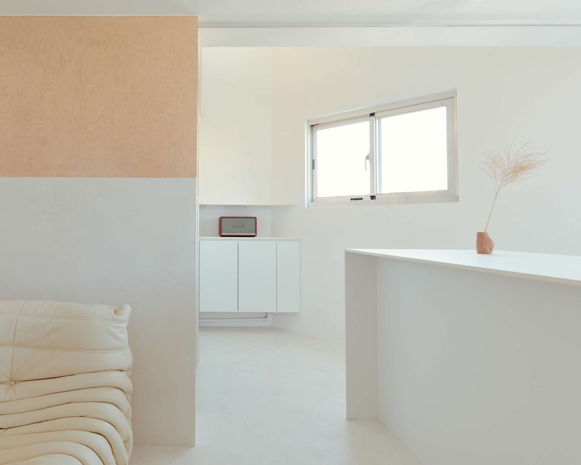 Taiwan Small Aprtment interior design renovation 公寓改造室內設計，IT之家／兩册空間制作所