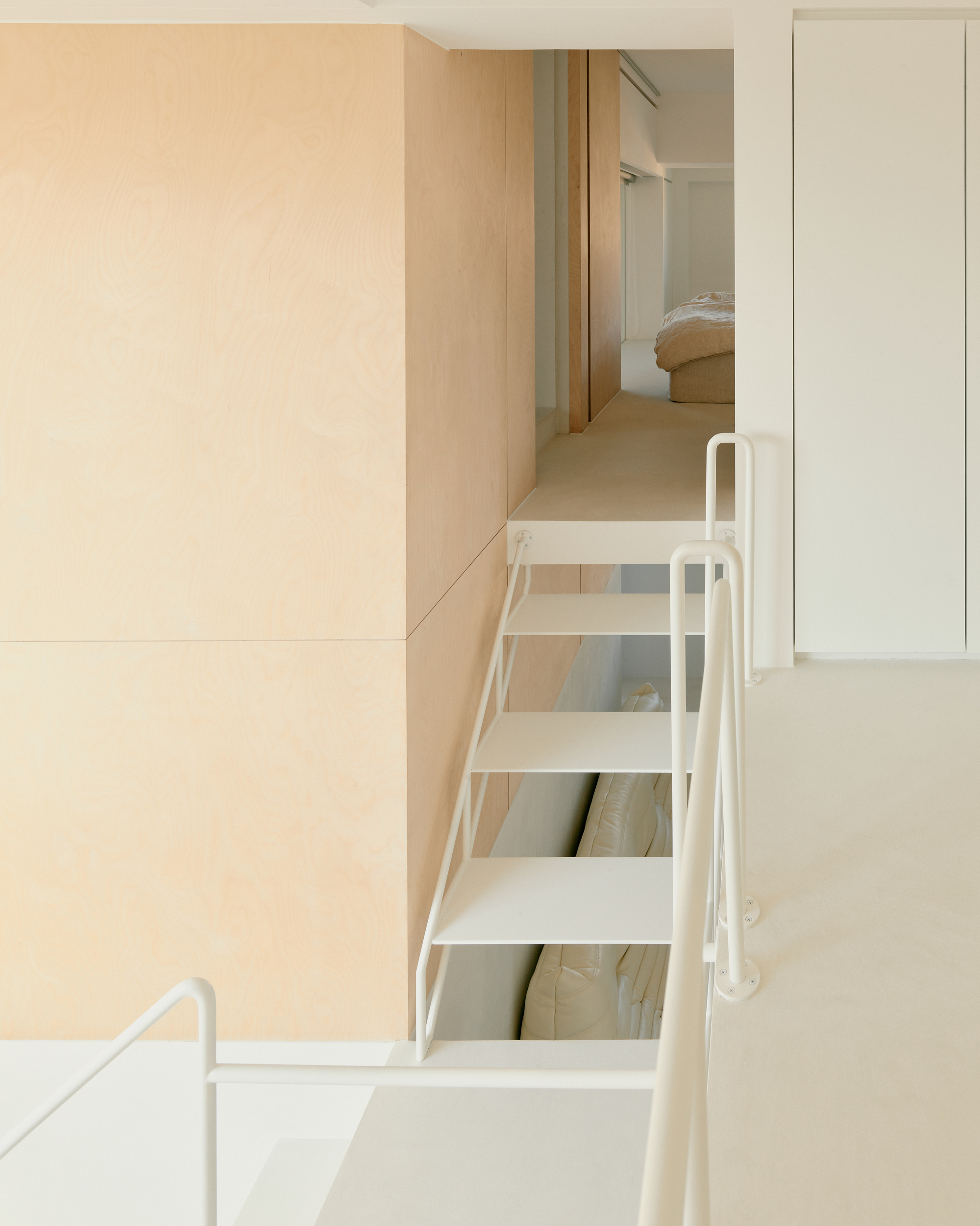 Taiwan Small Aprtment interior design renovation 公寓改造室內設計，IT之家／兩册空間制作所