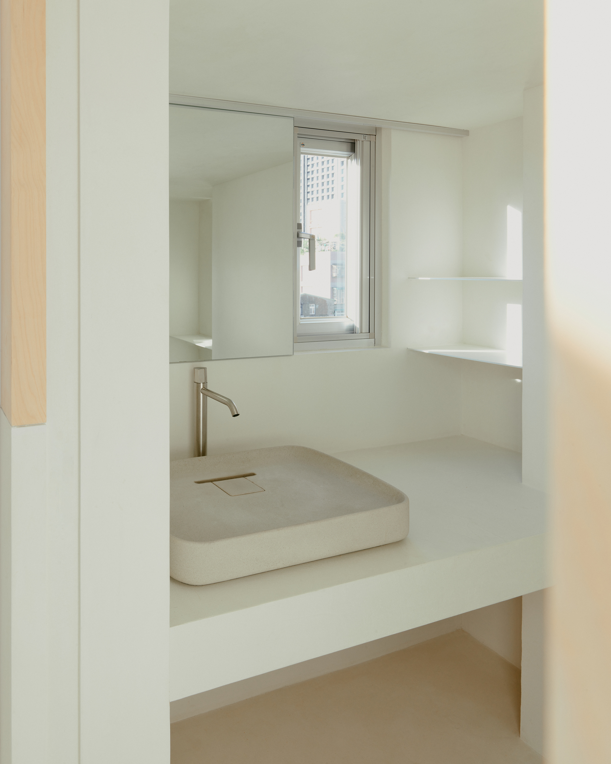 Taiwan Small Aprtment interior design renovation 公寓改造室內設計，IT之家／兩册空間制作所