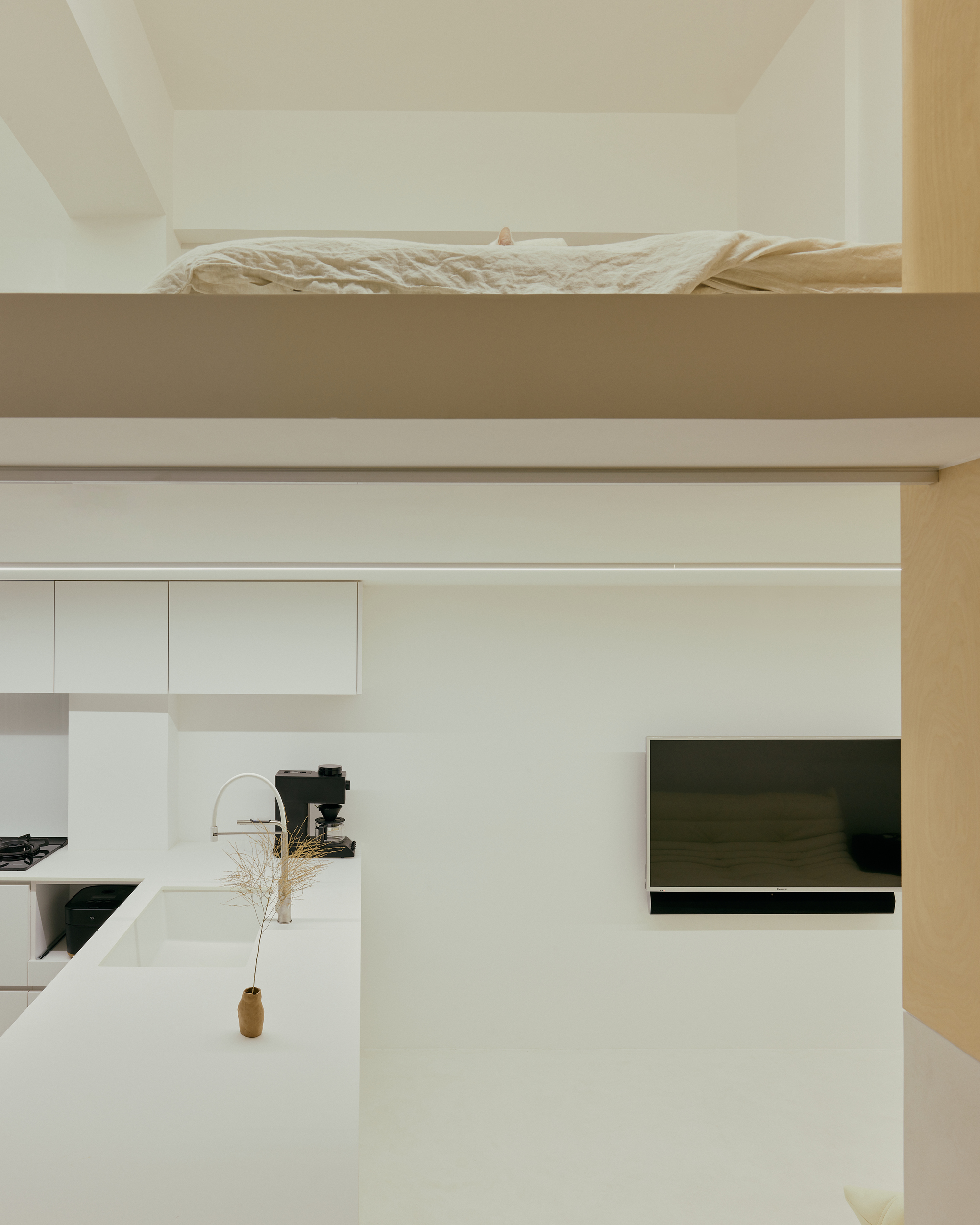 Taiwan Small Aprtment interior design renovation 公寓改造室內設計，IT之家／兩册空間制作所