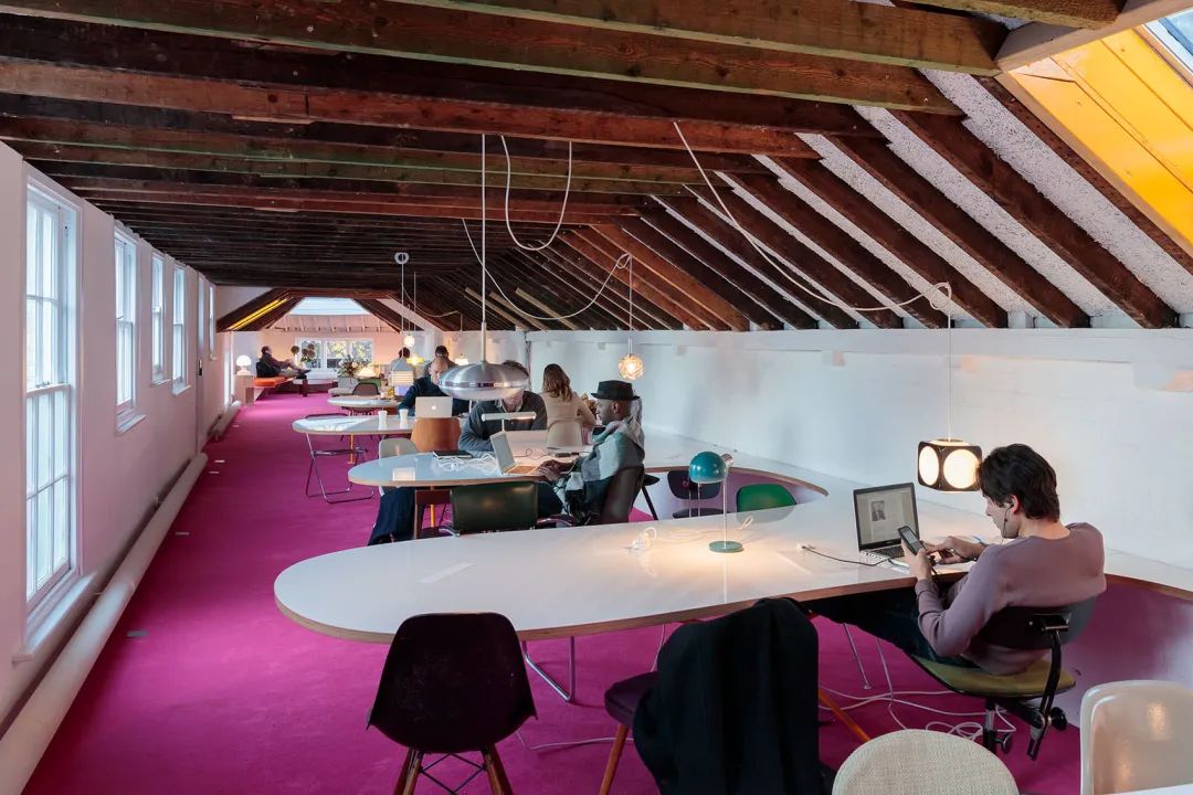 會議室 Netherlands Second Home office interior design 荷蘭公園辦公室室內設計／Selgascano