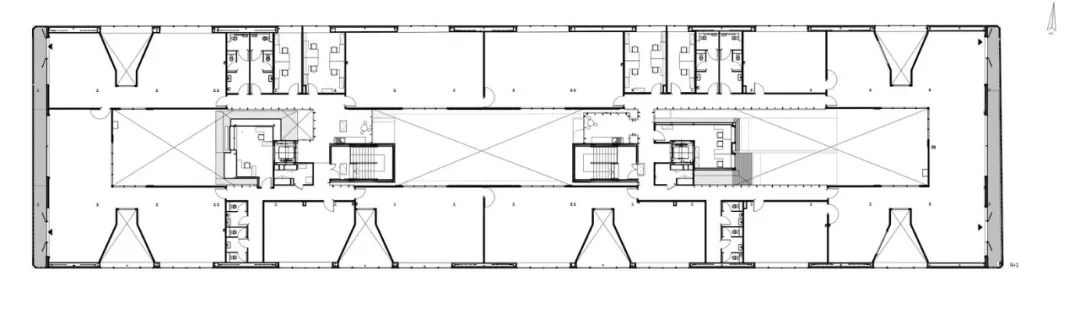 平面圖 Plan 法國南特文化中心改造 Cultural Center Nantes, France Halle 6 EST／Avignon Architecte