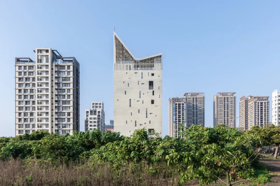 淡江教會文教中心Tamkang Church Culture and Education Center／Behet Bondzio Lin Architekten林友寒+清水建築工坊+十彥建築師事務所