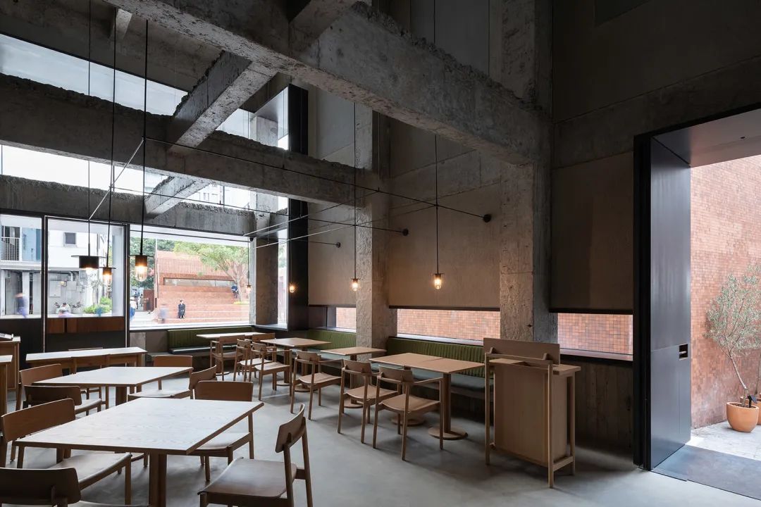 餐廳位於地面層 深圳南頭古城有熊酒店 Shenzhen Hotel／如恩設計研究室