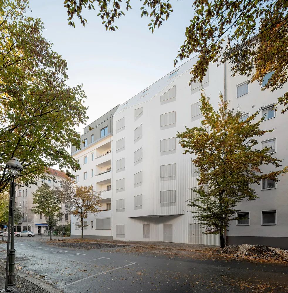 Berlin Apartment 柏林集合住宅Eisberg／rundzwei Architekten