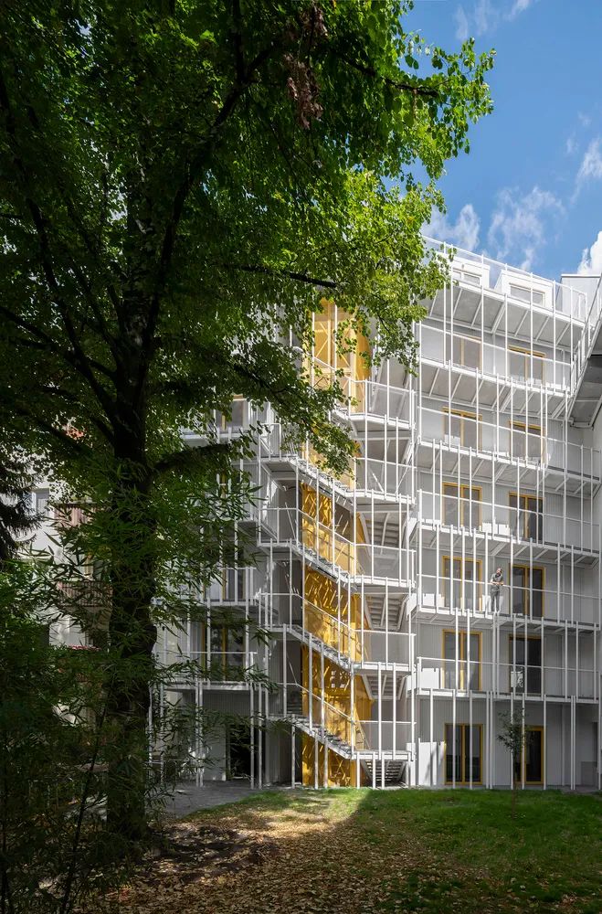 Berlin Apartment 柏林集合住宅Eisberg/rundzwei Architekten
