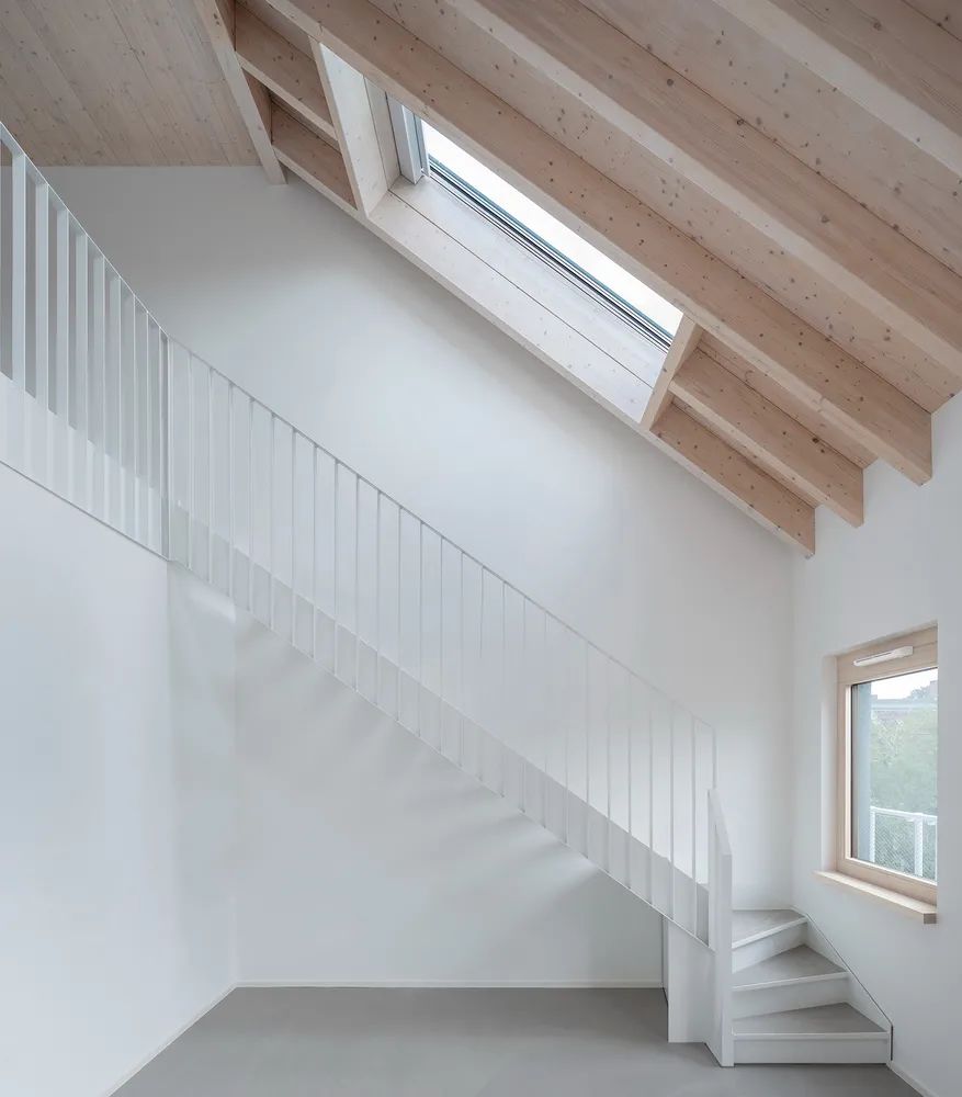 Berlin Apartment 柏林集合住宅Eisberg／rundzwei Architekten