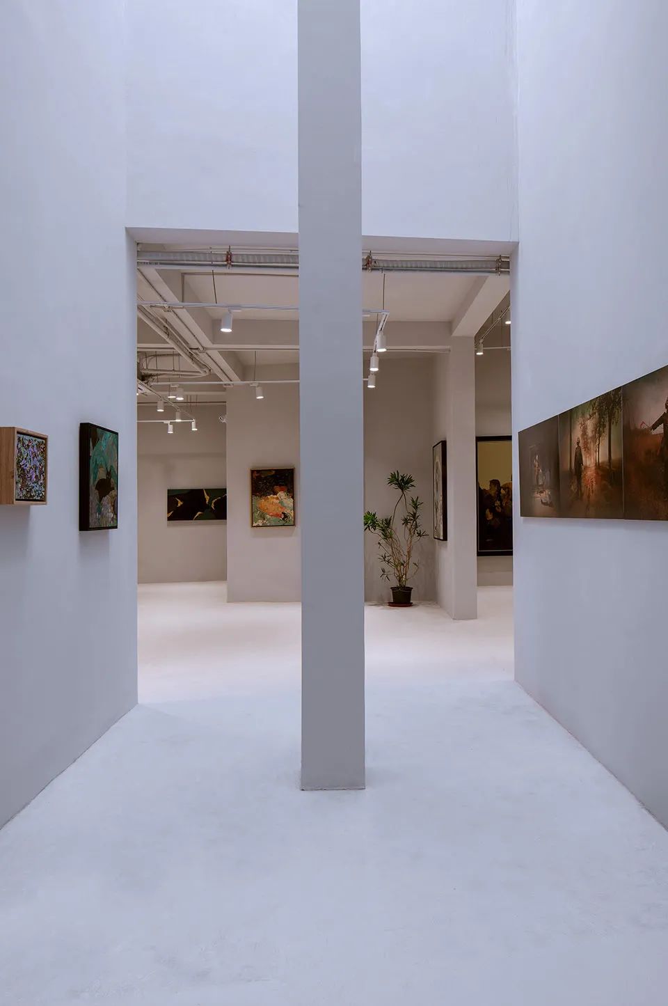 室內展覽空間 上海市崇明島前哨灣當代藝術中心／本義建築