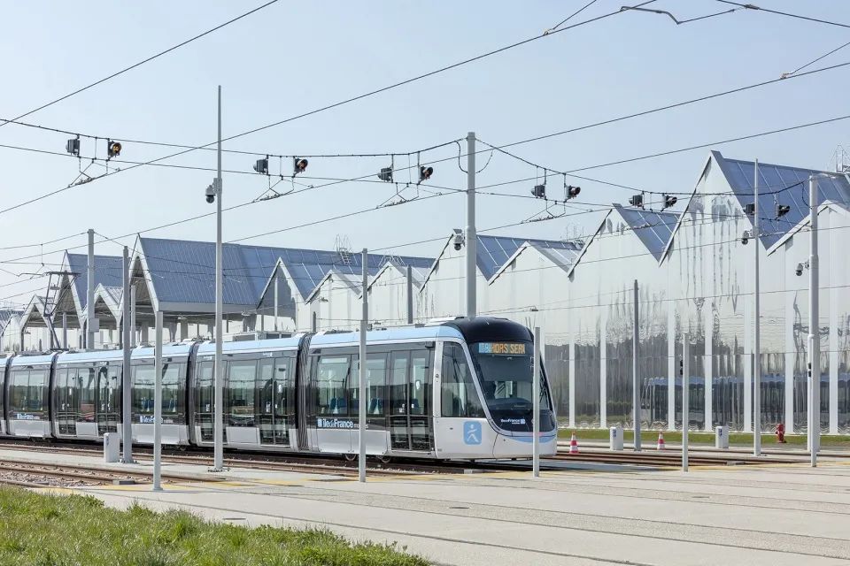 巴黎T9有軌電車維護與倉儲中心T9 tramway maintenance and warehousing center Paris／Ferrier Marchetti Studio