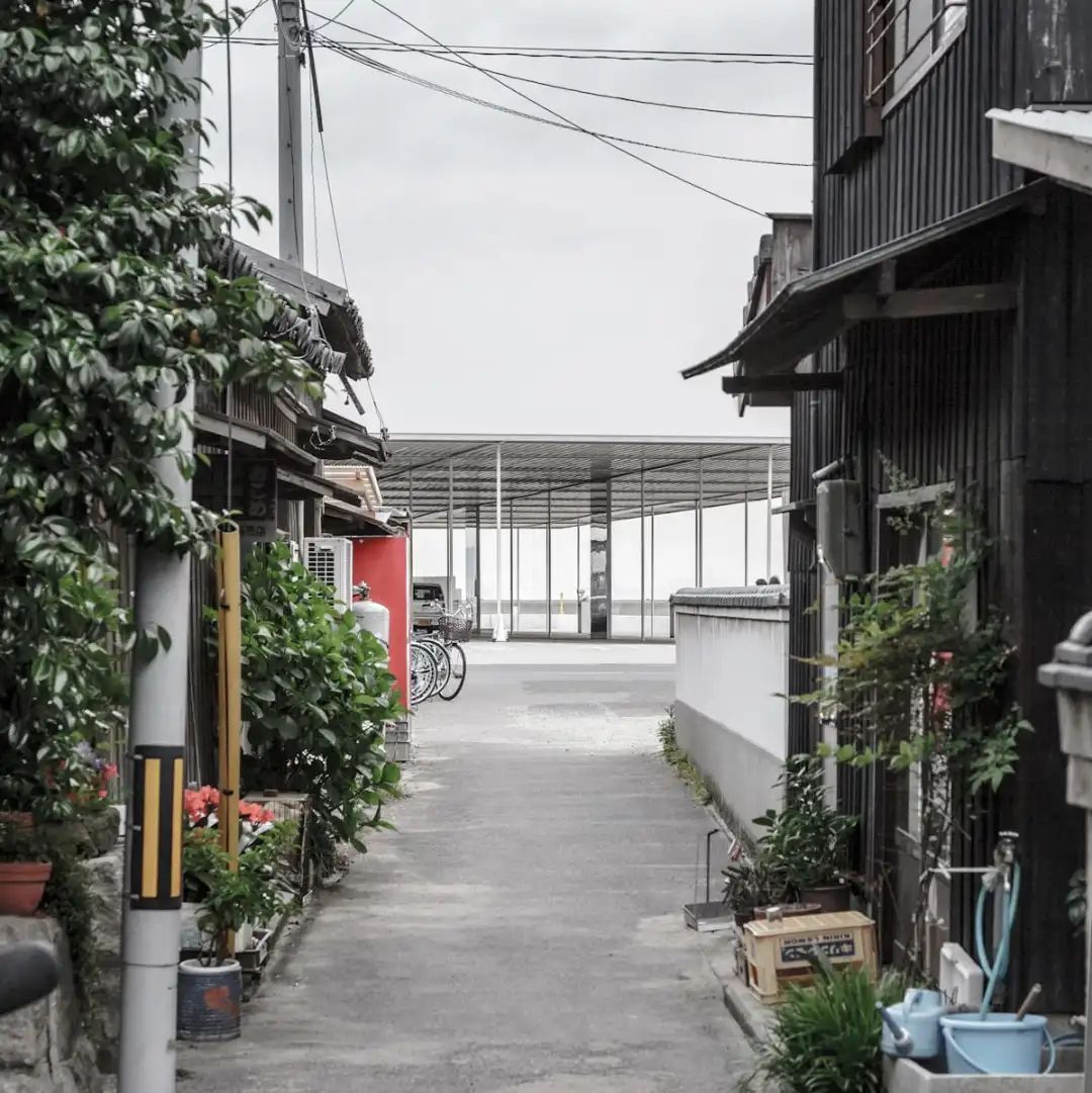 Naoshima Ferry Terminal直島渡輪碼頭／SANAA