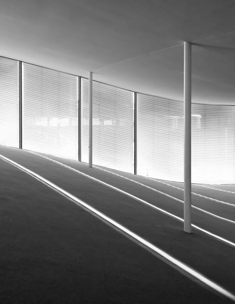 EPFL Rolex Learning Center, Lausana © SIMONE BOSSI
