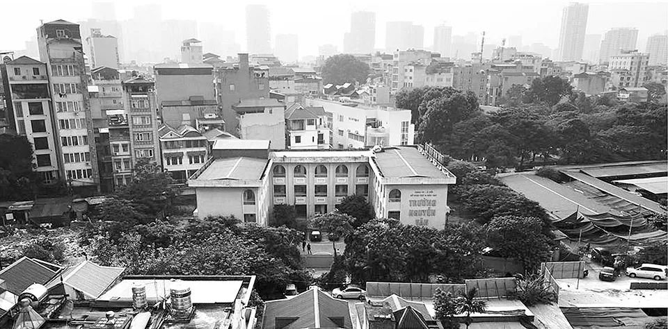 越南高等數學研究所舊建築改造前是Nguyen Van Huyen小學
