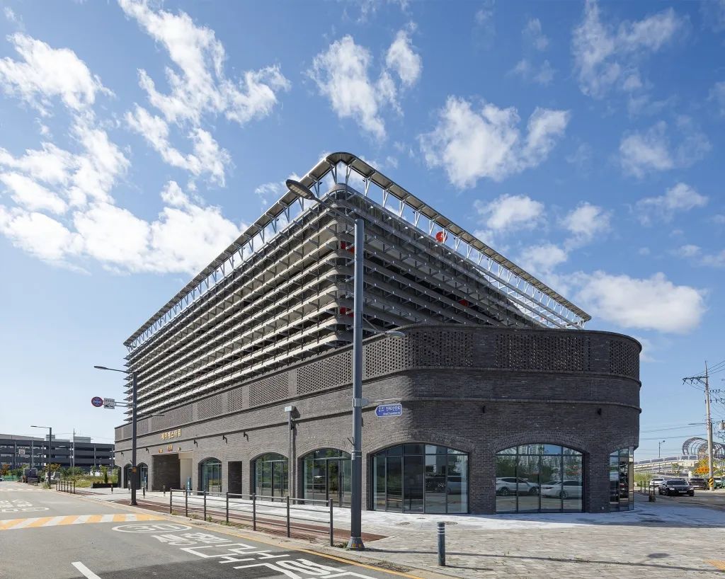 韓國京畿道立體停車場PYTK／Urban Ark Architects