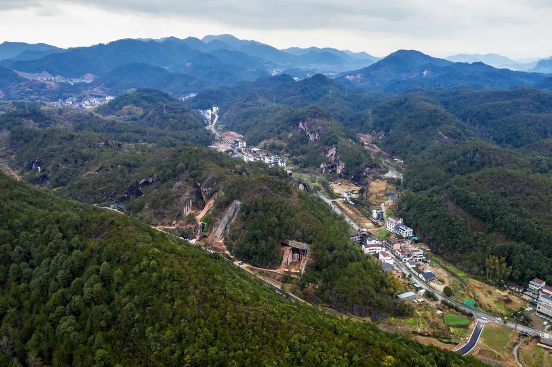 仙都風景區 浙江縉雲石宕/徐甜甜 DnA 建築師事務所