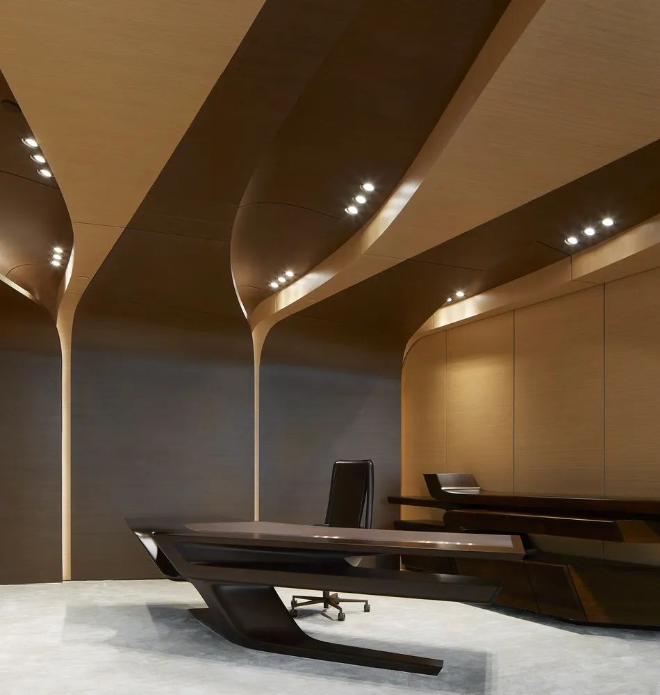 阿聯酋BEEAH總部大樓／Zaha Hadid Architects