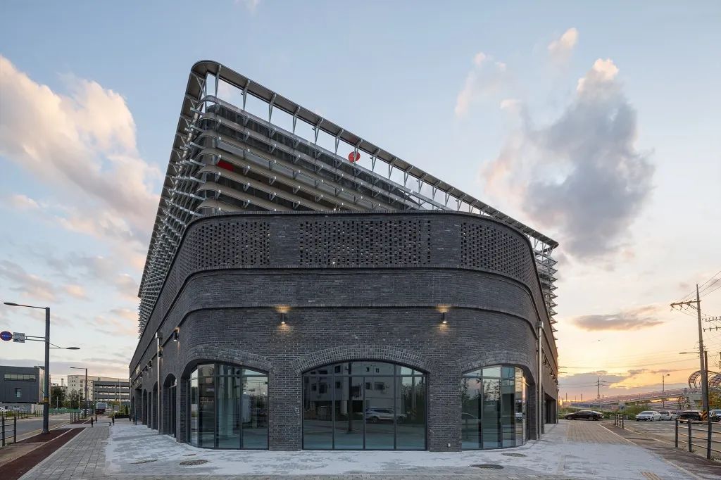 韓國京畿道立體停車場PYTK／Urban Ark Architects