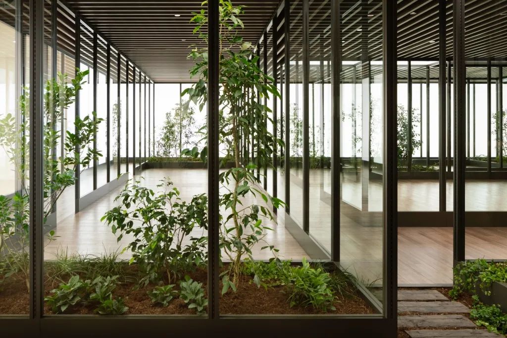 ，日本最大住宅建商積水房屋（Sekisui House Ltd）設計的接待會館「Sumu Fumu Terrace」室內設計／Nendo佐藤大