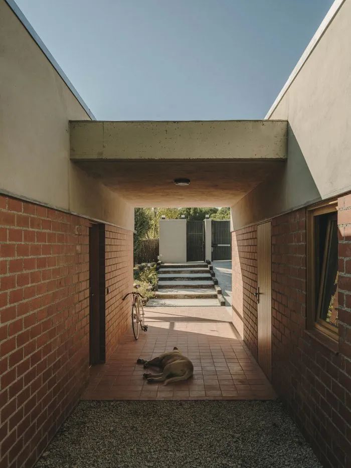 西班牙Pedrezuela之家 Spain House 私人住宅／Slow Studio