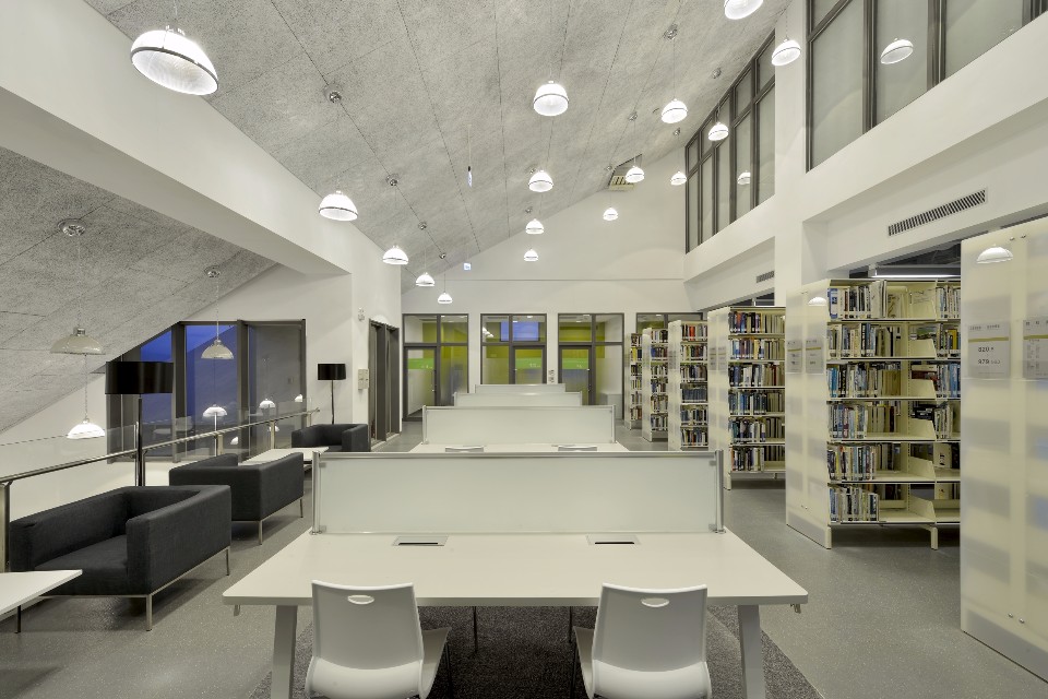 國立台東大學圖書資訊館 境向聯合建築師事務所