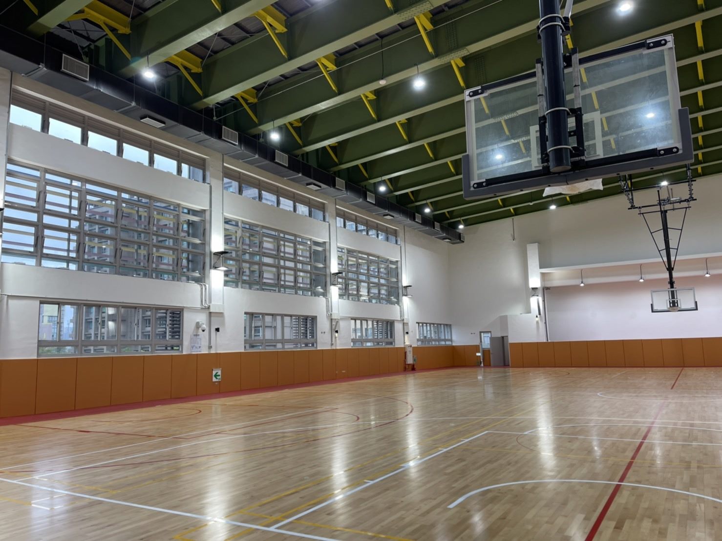 室內籃球場(內湖區南湖國民小學活動中心新建工程/孫文郁建築師事務所設計監造)