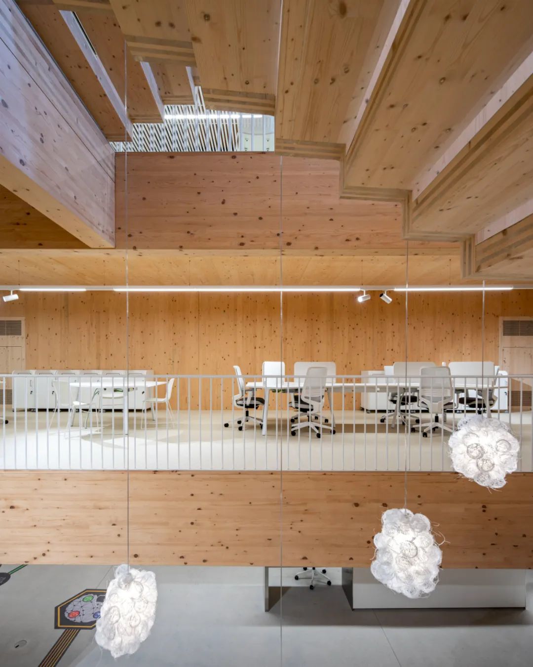 西班牙維戈大學在市區的新總部 Edificio Redeiras - Universidade de Vigo／Abalo Alonso Arquitectos