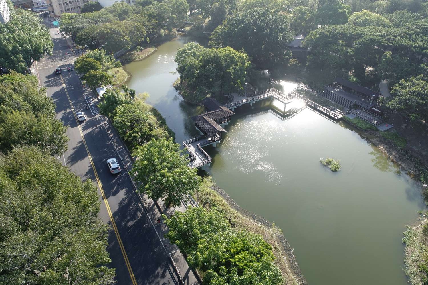 102歲新竹公園是市民朋友的驕傲，歡迎全國民眾前來欣賞全新啟用的麗池園林