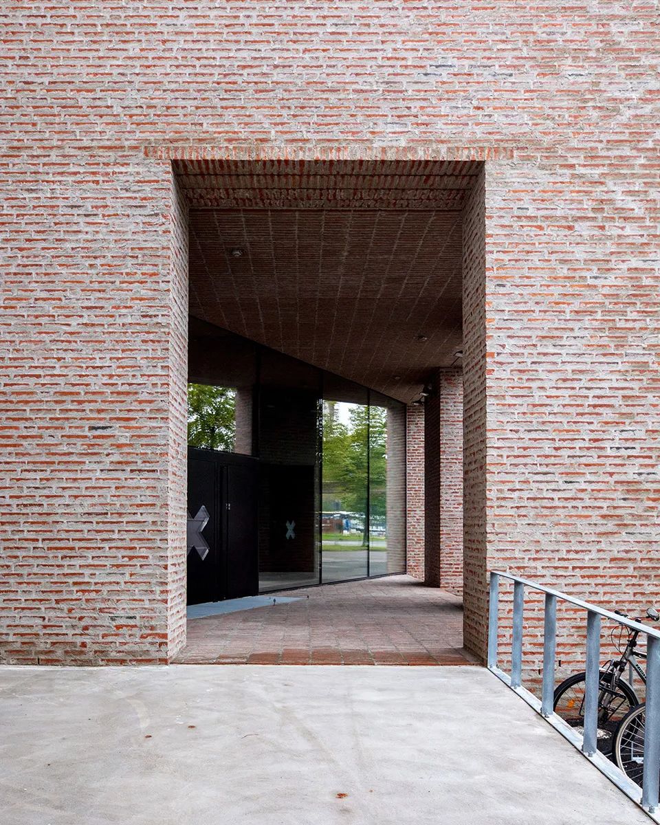 入口的緩衝空間 赫爾辛基藝術大學University of the Arts Helsinki／JKMM Architects