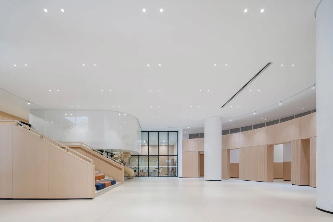 共享大廳 寧波綺朵幼兒園室內設計 Kido School/REAL建築事務所