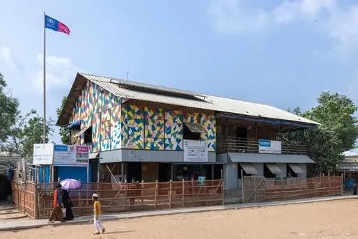  羅興亞（Rohingya）難民營社區空間 設計：Rizvi Hassan, Khwaja Fatmi, Saad Ben Mostafa 作品位置：孟加拉國 Teknaf, Bangladesh