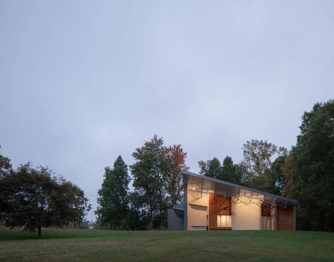 紐約州游泳池屋Gray Niva Pool House／GAuthier Architects