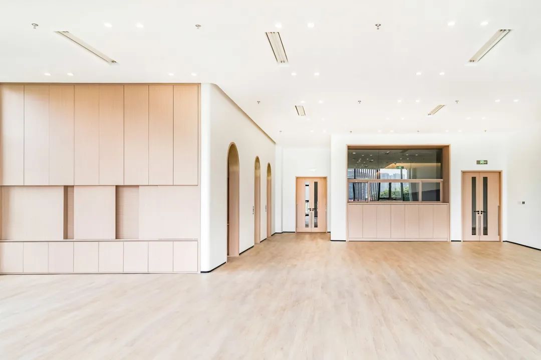 教室 寧波綺朵幼兒園室內設計 Kido School／REAL建築事務所