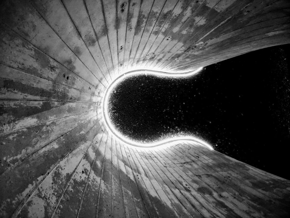 地景裝置高雄水水／曾令理 趙尉翔 辜達齊 一起設計＋偶然設計