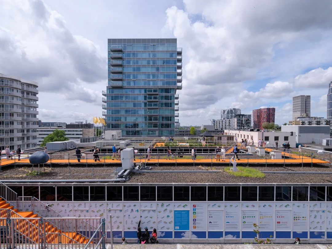 屋頂花園與城市天際線呈現不同的風景 Rotterdam 鹿特丹屋頂 Rooftop Walk／MVRDV