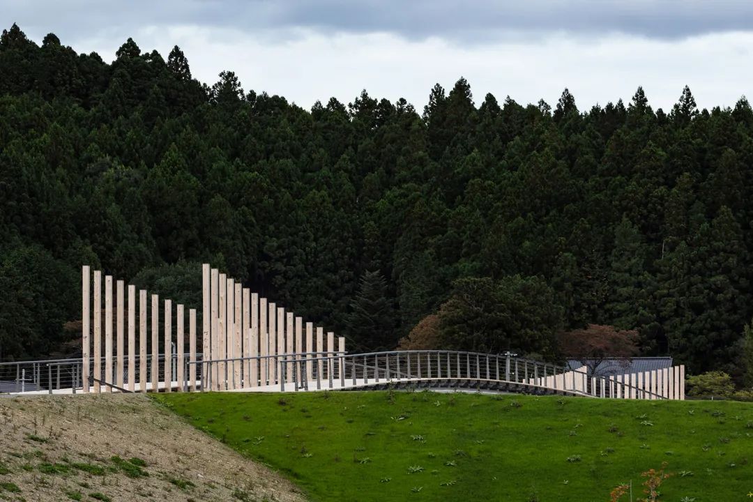 南三陸中橋人行步橋Pedestrian Bridge／Kengo Kuma隈研吾建築都市設計事務所