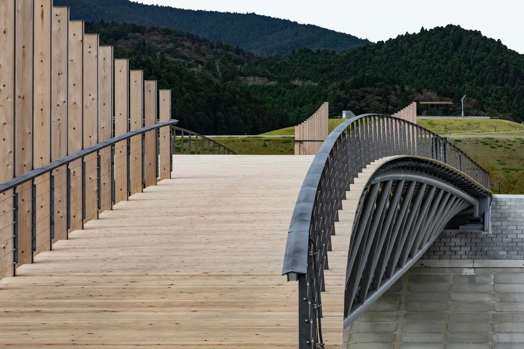 南三陸中橋人行步橋Pedestrian Bridge/Kengo Kuma隈研吾建築都市設計事務所