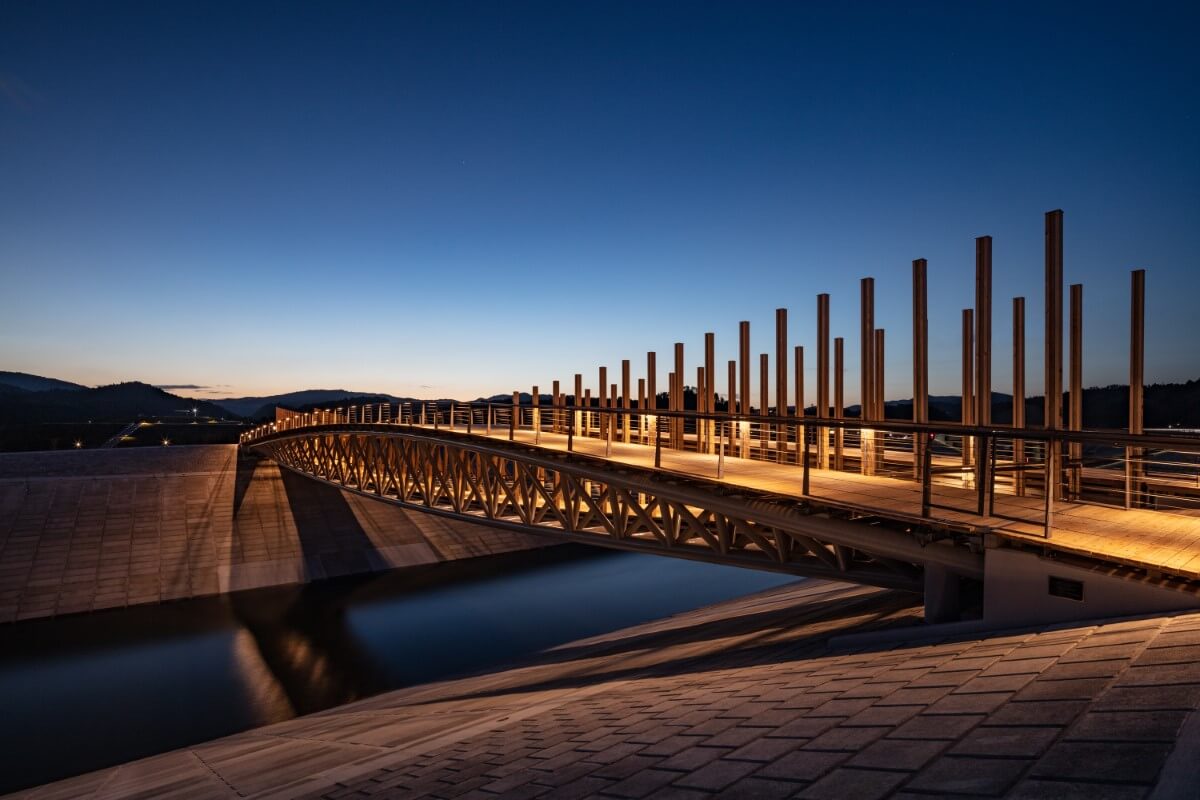 南三陸中橋人行步橋Pedestrian Bridge／Kengo Kuma隈研吾建築都市設計事務所