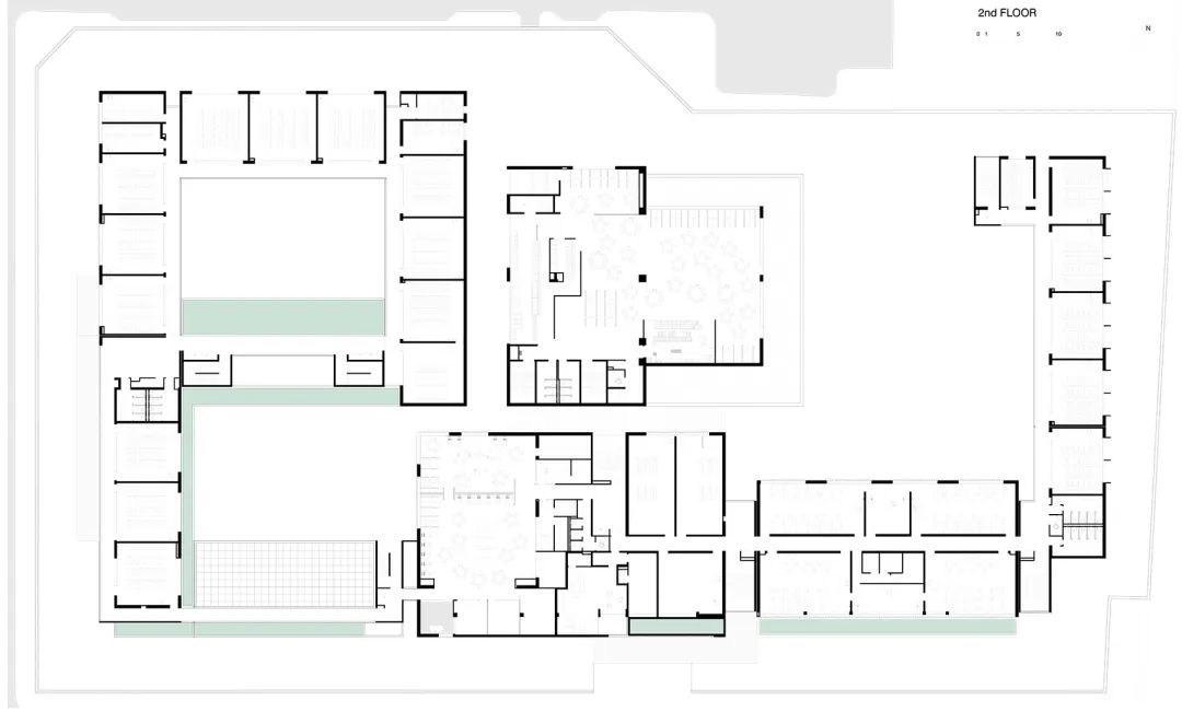 二樓平面圖 Plan 摩洛哥學校Jacques Chirac School/Saad El Kabbaj + Driss Kettani + Mohamed Amine Siana