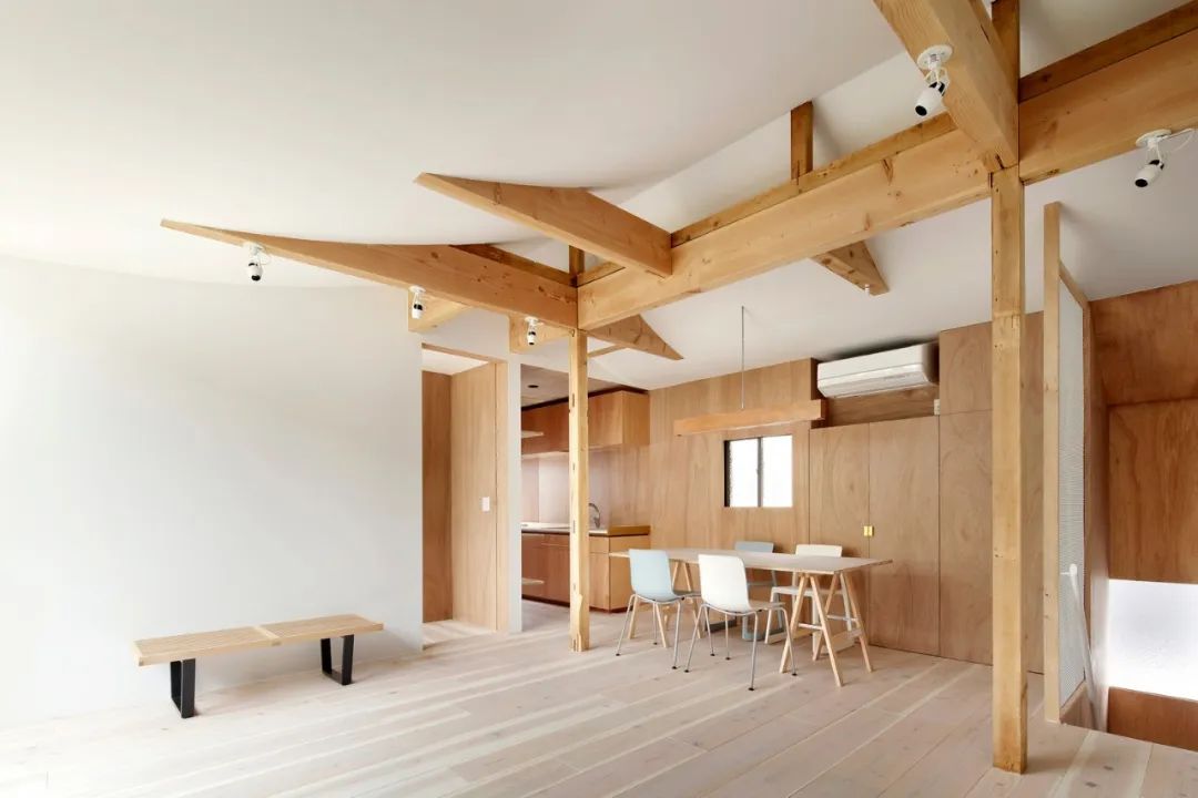 四代宅 / tomomi kito architect & associates