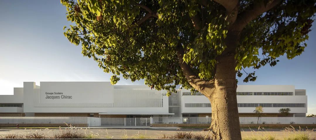 摩洛哥學校Jacques Chirac School／Saad El Kabbaj + Driss Kettani + Mohamed Amine Siana