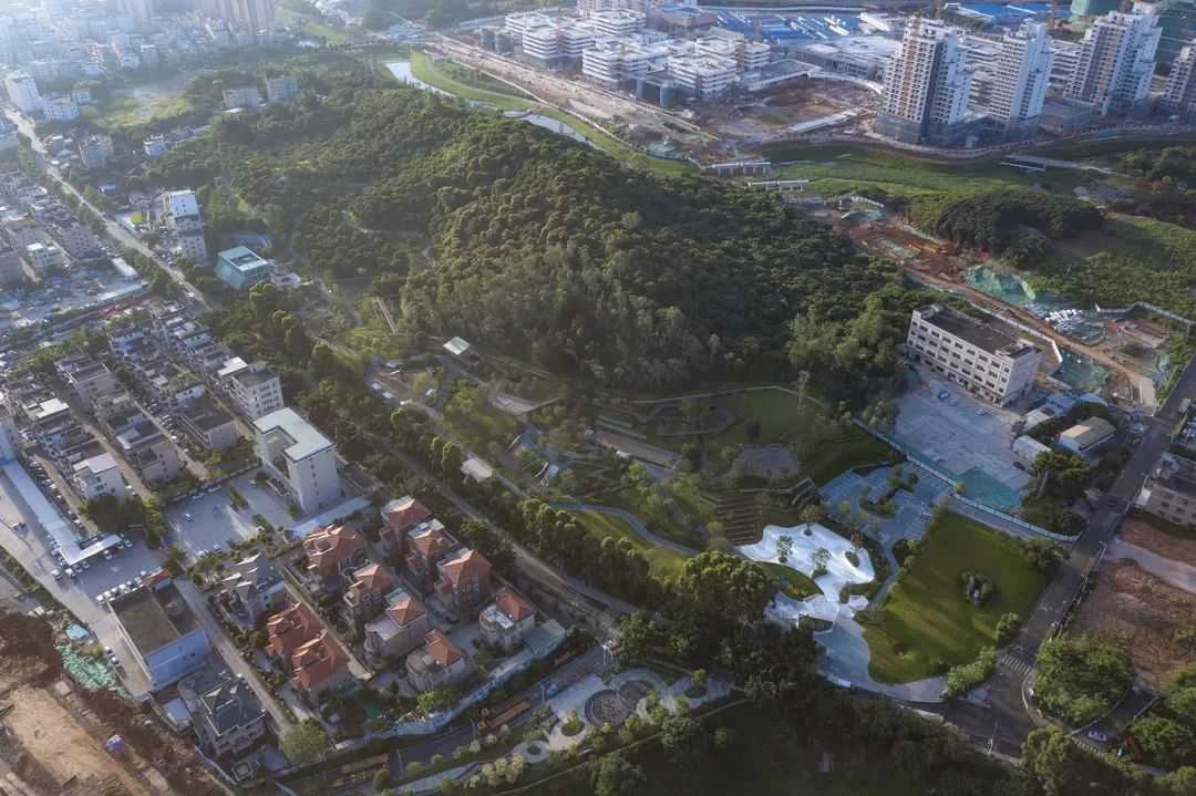 鳥瞰深圳坪山兒童公園 / WEi Studio