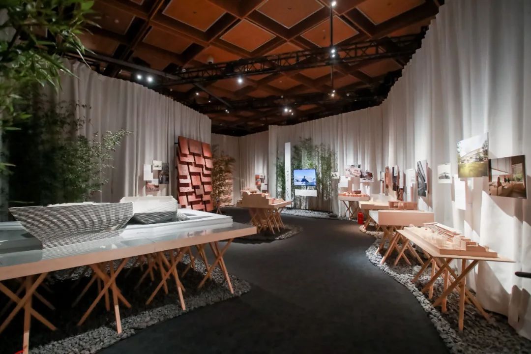 嘉德藝術中心，隈研吾建築設計展《五感的建築》2022年7月22日～2022年10月30日展出