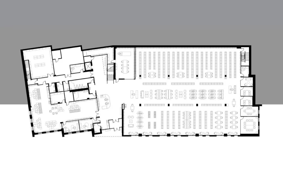 平面圖 Plan 零能耗圖書館Charlotte & William Bloomberg Medford Public Library／Schwartz/Silver Architects