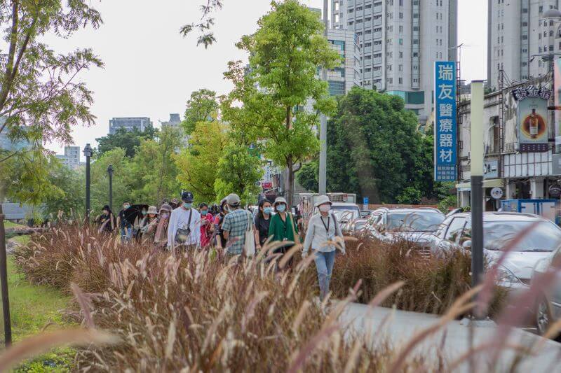 國美館每年辦理走讀活動,2022年以「臺中是一座建築博物館」規劃系列活動,圖為2021年活動情形