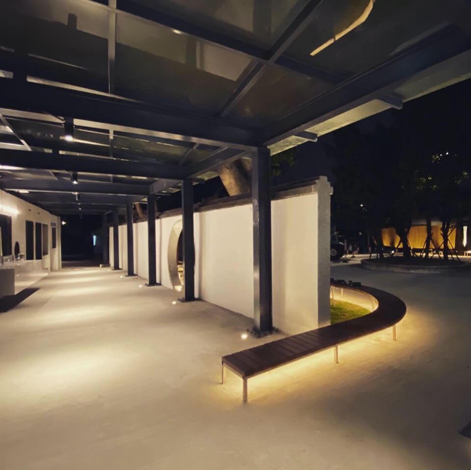 戶外圓形座椅與附屬建築夜間照明 國家人權博物館-人權學習中心／徐忠瑋建築師事務所+方禾設計