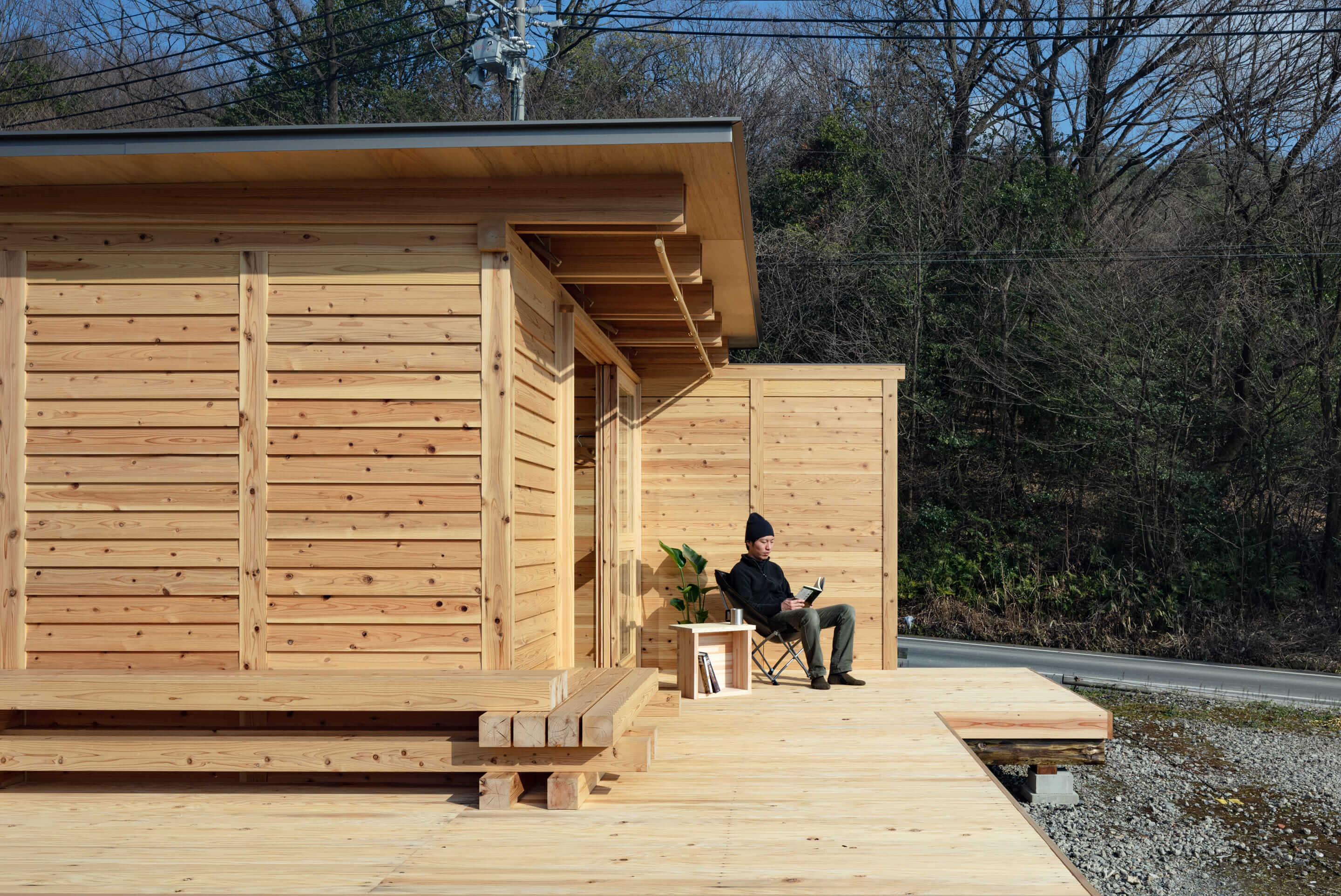 以東京及台北為據點的建築設計團隊虎尾＋謝建築設計（TORAO+HSIEH ARCHITECTS），開發了任何人都能簡易組裝的小木屋「Kit-house」