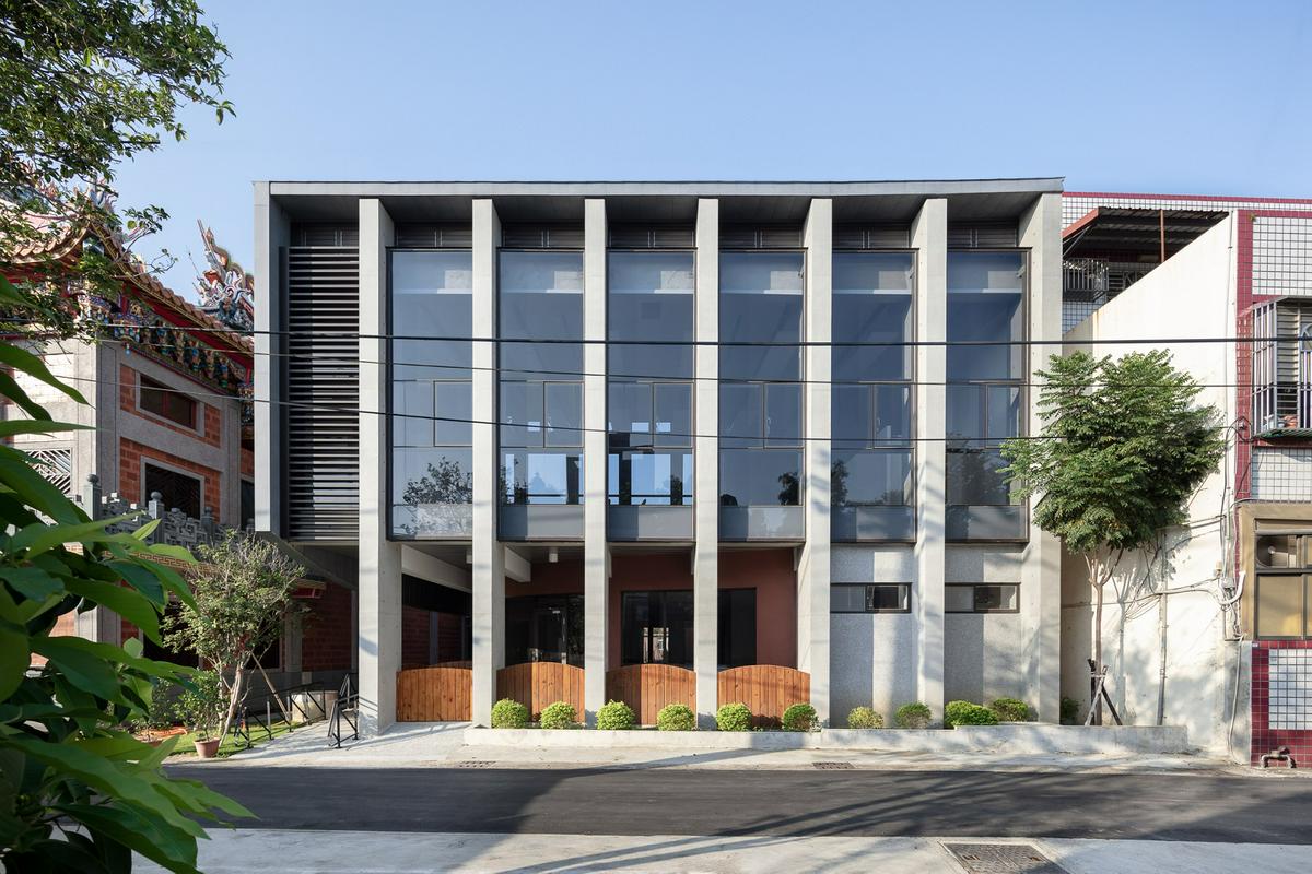 員樹林市民活動中心／所在建築師事務所+黃宥鈞建築師