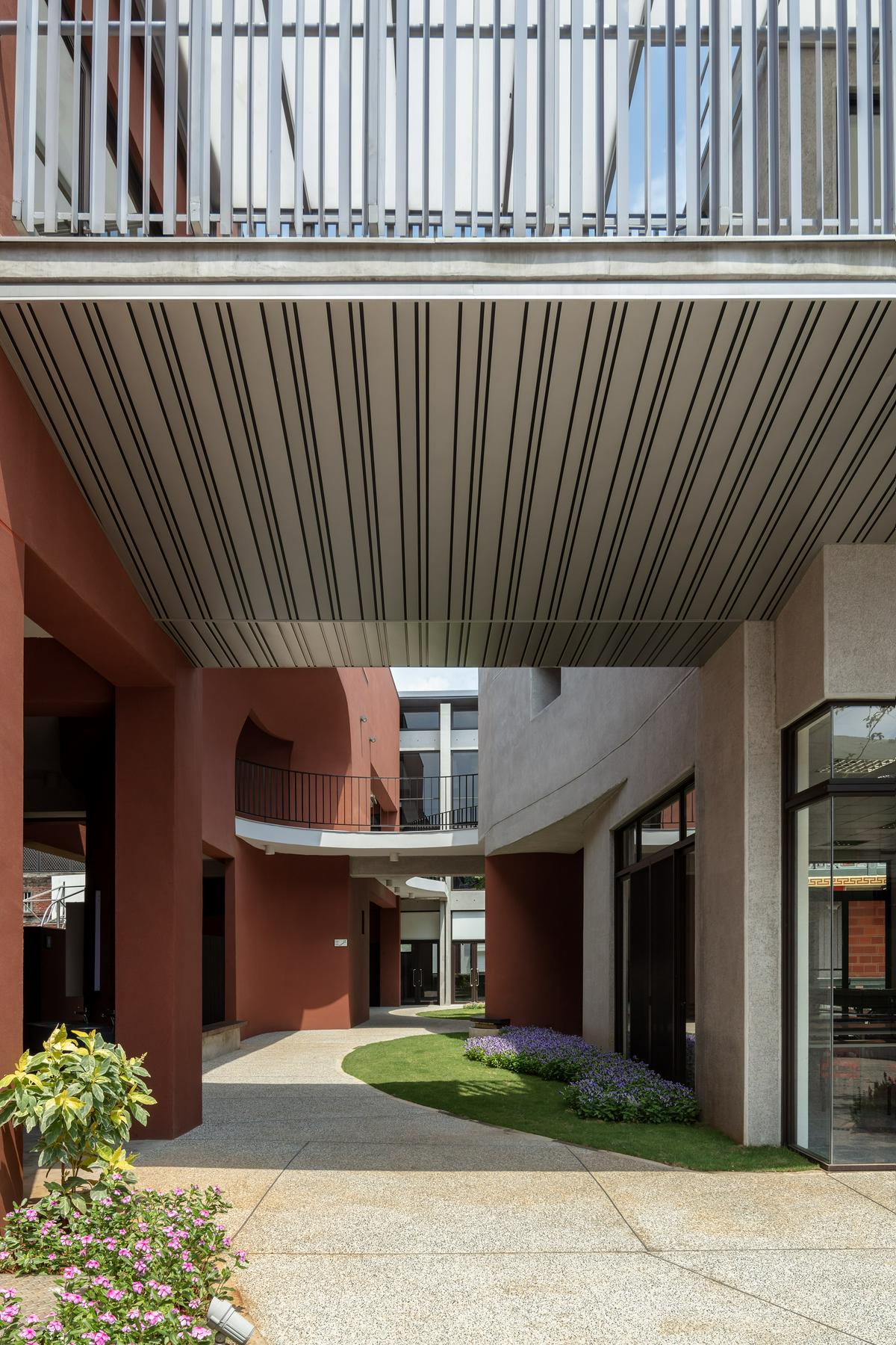 員樹林市民活動中心／所在建築師事務所+黃宥鈞建築師